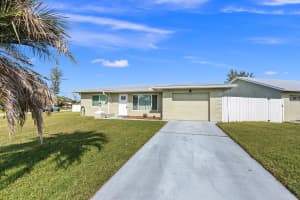 285 SW Reynolds Avenue, Port Saint Lucie, FL 34983 Sold 12/19/24