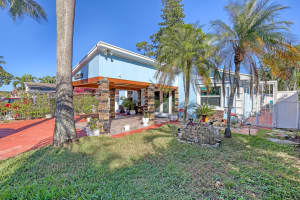 208 Jennings Avenue, Greenacres, FL 33463 Sold 02/24/25