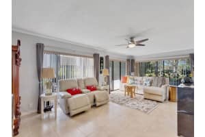 9460 Meadowood Drive 103, Fort Pierce, FL 34951 - MLS#R11042085