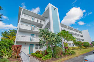 3080 Cambridge D 3080, Deerfield Beach, FL 33442 Sold 02/11/25