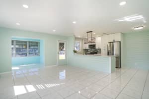 560 High Point Drive D, Delray Beach, FL 33445 Sold 03/25/25