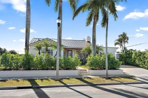 386 Palmetto Street, West Palm Beach, FL 33405 Sold 03/13/25