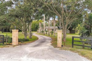 16627 Deer Path Lane, Wellington, FL 33470 - MLS#R11042193