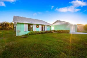 298 SE Grove Avenue, Port Saint Lucie, FL 34983 Sold 04/21/25