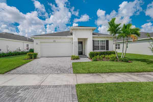 824 SE Bloomfield Road, Port Saint Lucie, FL 34984 Sold 02/28/25