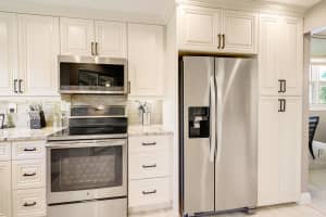 3871 Via Poinciana 308, Lake Worth, FL 33467 Sold 01/15/25