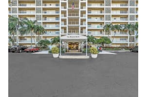 3510 Oaks Way, Pompano Beach, FL 33069 - MLS#R11042312