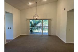 6622 Via Regina, Boca Raton, FL 33433 - MLS#R11042335