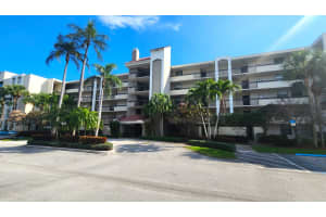950 Lavers Circle F211, Delray Beach, FL 33444 Sold 03/19/25