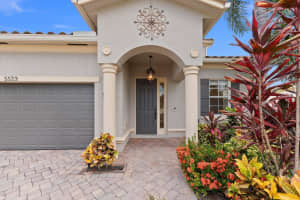 5523 57th Way, Vero Beach, FL 32967 Sold 02/18/25