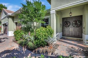9225 Savannah Estates Drive, Lake Worth, FL 33467 Sold 12/27/24
