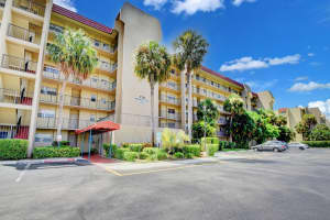 3755 Via Poinciana 413, Lake Worth, FL 33467 Sold 05/28/25