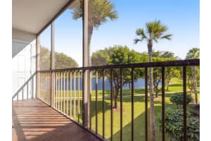 5250 Las Verdes Circle 309, Delray Beach, FL 33484 Sold 03/14/25