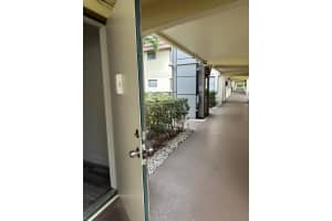 63 Saxony B B, Delray Beach, FL 33446 - MLS#R11042546