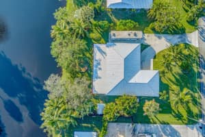 8772 SE Duncan Street, Hobe Sound, FL 33455 Sold 03/18/25