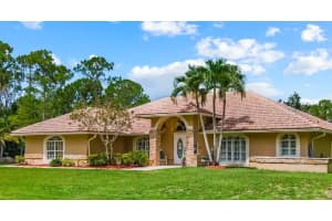 2559 Palm Deer Drive, Loxahatchee
