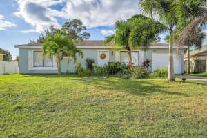 167 SW Tulip Boulevard, Port Saint Lucie, FL 34953 - MLS#R11042593