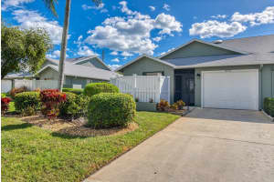 6776 SE Yorktown Drive, Hobe Sound, FL 33455 Sold 01/31/25
