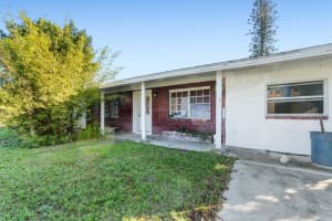 3824 Saint Marks Drive, Fort Pierce, FL 34982 Sold 12/30/24