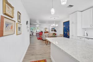 216 Oxford 400, West Palm Beach, FL 33417 Sold 01/10/25