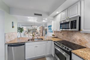 201 Ocean Bluffs Boulevard 105, Jupiter, FL 33477 Sold 03/31/25