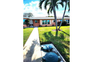 160 N High Point Boulevard B, Boynton Beach, FL 33435 Sold 02/21/25