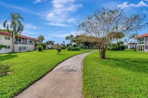 20 Abbey Lane 204, Delray Beach, FL 33446 Sold 01/15/25