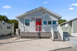 10725 S Ocean Drive 125, Jensen Beach