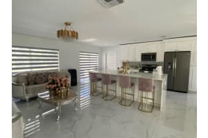 108 Swan Parkway E, Royal Palm Beach, FL 33411 Sold 03/11/25