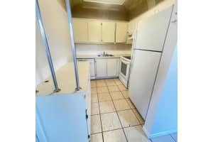 2000 Springdale Boulevard 204, Palm Springs, FL 33461 Sold 02/21/25