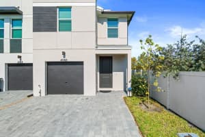 4062 Hot Springs Avenue, Palm Springs, FL 33461 Sold 11/22/25