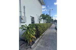 656 Latona Avenue, Lake Worth Beach, FL 33460 Sold 01/31/25