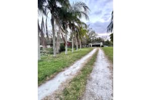 6300 NE 7th Street, Okeechobee, FL 34974 Sold 03/14/25