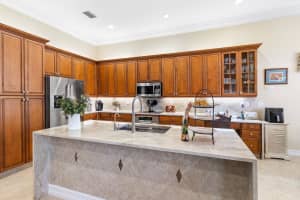 6807 Shamrock Trail, Boynton Beach, FL 33437 Sold 02/24/25