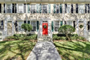 352 Jacaranda Drive, Jupiter, FL 33458 Sold 02/14/25