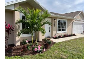 793 SW Hibiscus Street, Port Saint Lucie, FL 34984 Sold 01/24/25