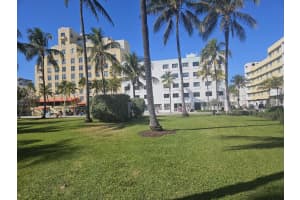 1390 Ocean Drive 202, Miami Beach, FL 33139 Sold 04/17/25