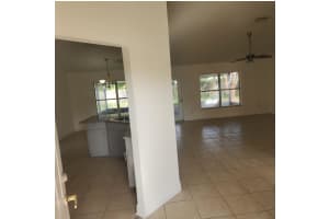 1317 SE Laconia Lane Lane, Port Saint Lucie, FL 34983 - MLS#R11043159