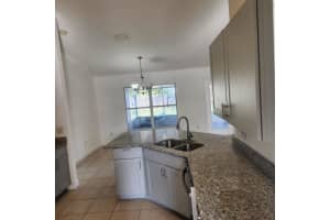 1317 SE Laconia Lane Lane, Port Saint Lucie, FL 34983 - MLS#R11043159