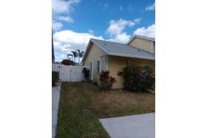 1721 Royal Forest Court, West Palm Beach, FL 33406 Sold 02/24/25