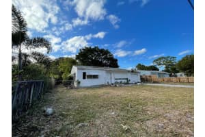 555 NW 2nd Avenue, Boca Raton, FL 33432 Sold 02/06/25