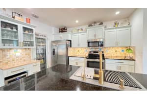 1474 Lexington Square SW, Vero Beach, FL 32962 Sold 02/27/25