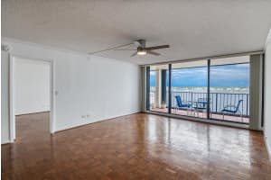 130 Lakeshore Drive 621, North Palm Beach, FL 33408 Sold 01/16/25