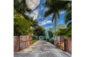 414 S L Street 414 & 416, Lake Worth Beach, FL 33460 Sold 02/24/25