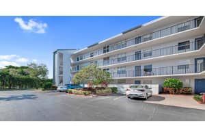 6675 S Oriole 3020 Boulevard S 3020, Delray Beach, FL 33446 Sold 03/28/25