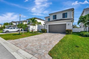 6054 Yerba Buena Court, Lake Worth, FL 33467 Sold 02/14/25