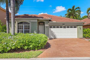 5167 Elpine Way, Riviera Beach, FL 33418 Sold 01/21/25