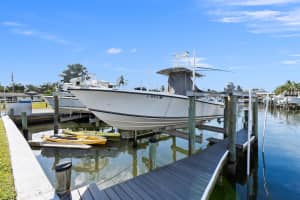 5712 SE Nassau Terrace, Stuart, FL 34997 Sold 02/18/25