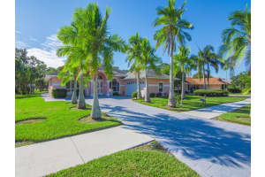 4317 Gator Trace Drive, Fort Pierce, FL 34982 Sold 12/31/24