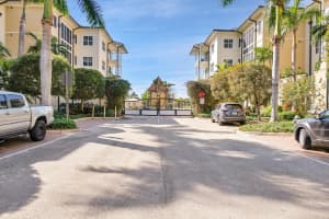 3960 N Flagler Drive 301, West Palm Beach, FL 33407 - MLS#R11043387